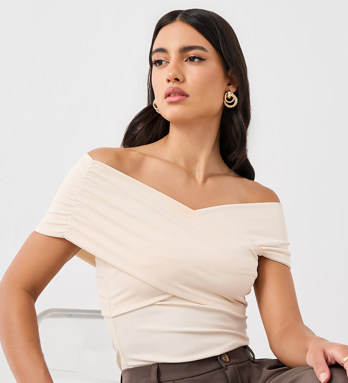 Plain Knitted Off Shoulder Blouse