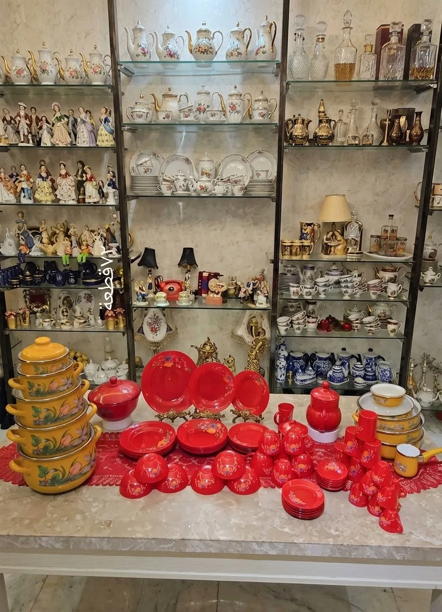 طقم أحمر، 72 قطعة